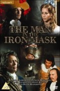 Человек в железной маске (1976) смотреть онлайн